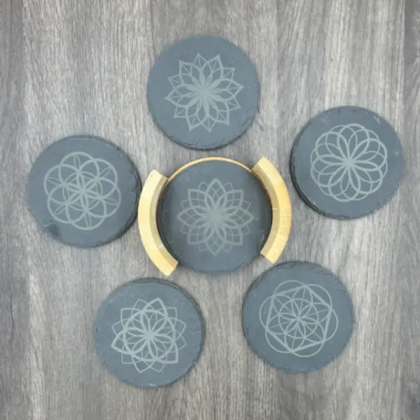 Set de 6 Sous-Verres en Ardoise Gravés – Thème Fleur de Vie – Image 2